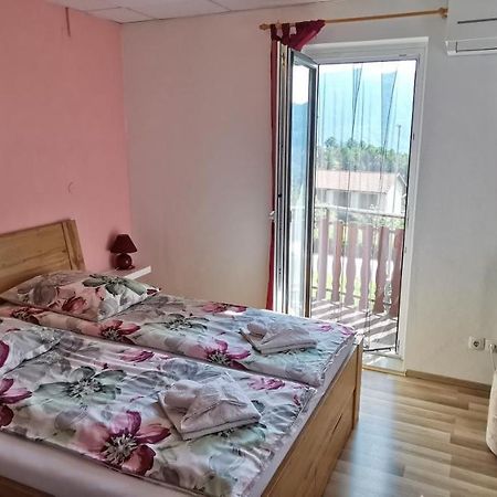 קובאריד Country House Fon מראה חיצוני תמונה
